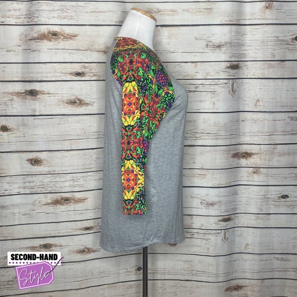LuLaRoe Bright Floral Sleeves NWT Randy Tee - Picture 2 of 4